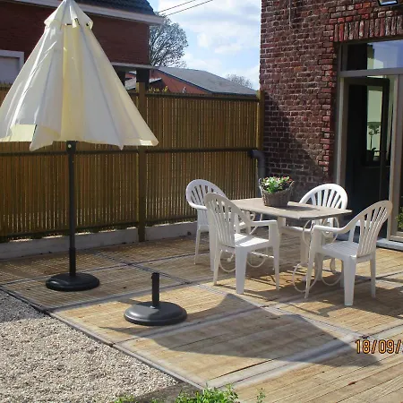 Au Pied Du Hetre * Tournai